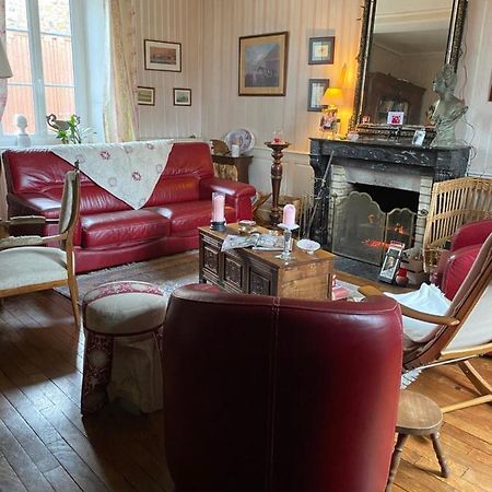 Le Trianon Panzió Le Bourgneuf-la-Foret Kültér fotó