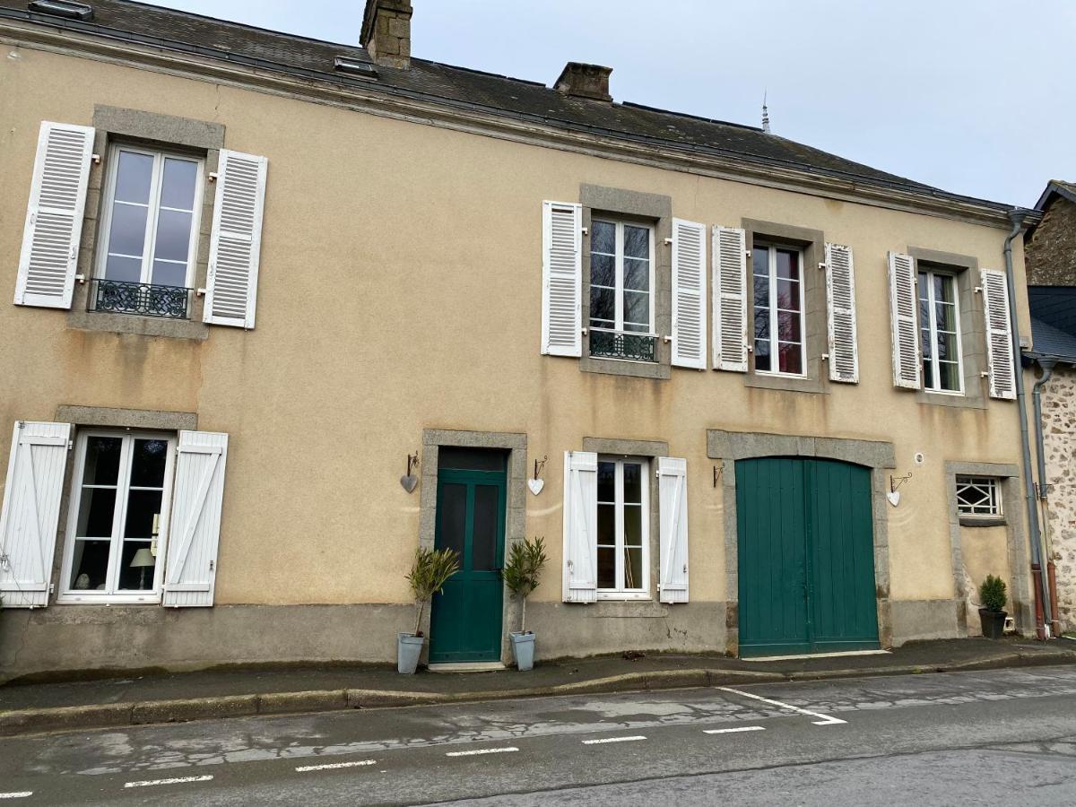 Le Trianon Panzió Le Bourgneuf-la-Foret Kültér fotó